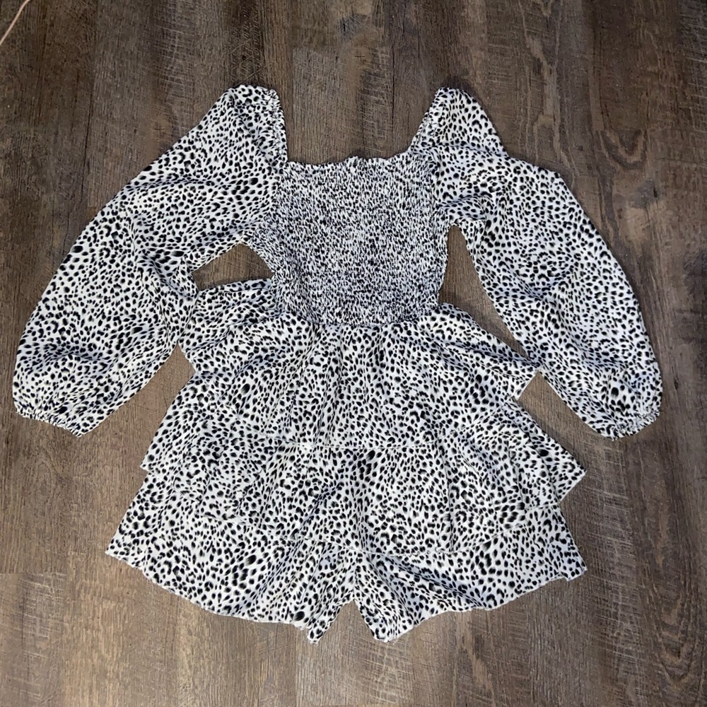 Simplee Cheetah Print Romper